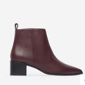 Everlane Boss Boots in burgundy leather size 5